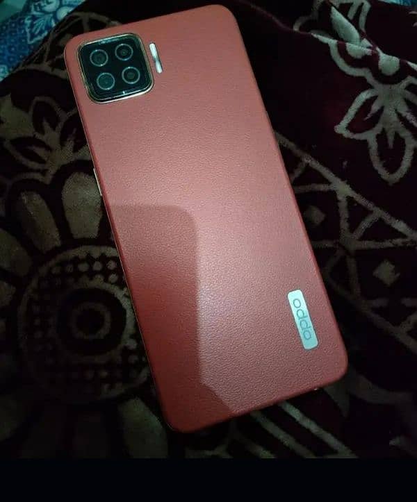 OPPO F 17 0