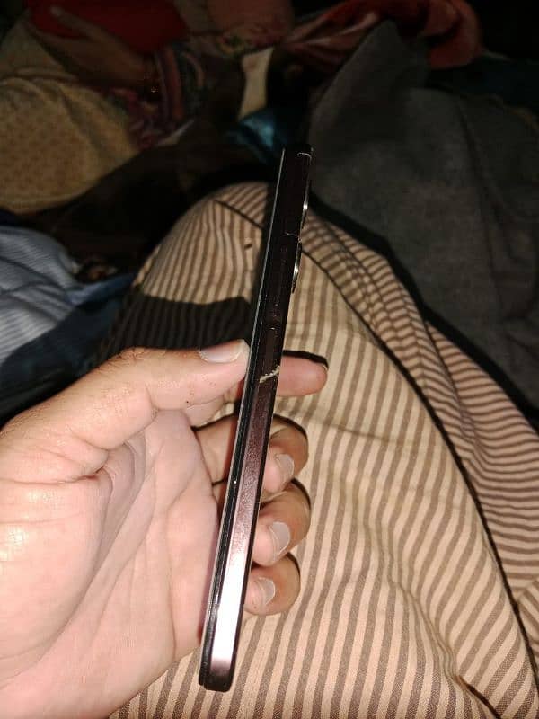 vivo Y18 6gb 128gb 10/10 condition 3