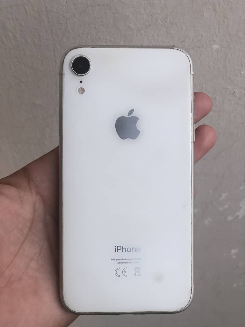 Iphone XR Dual sim Pta approved 128 gb with box cabel 1