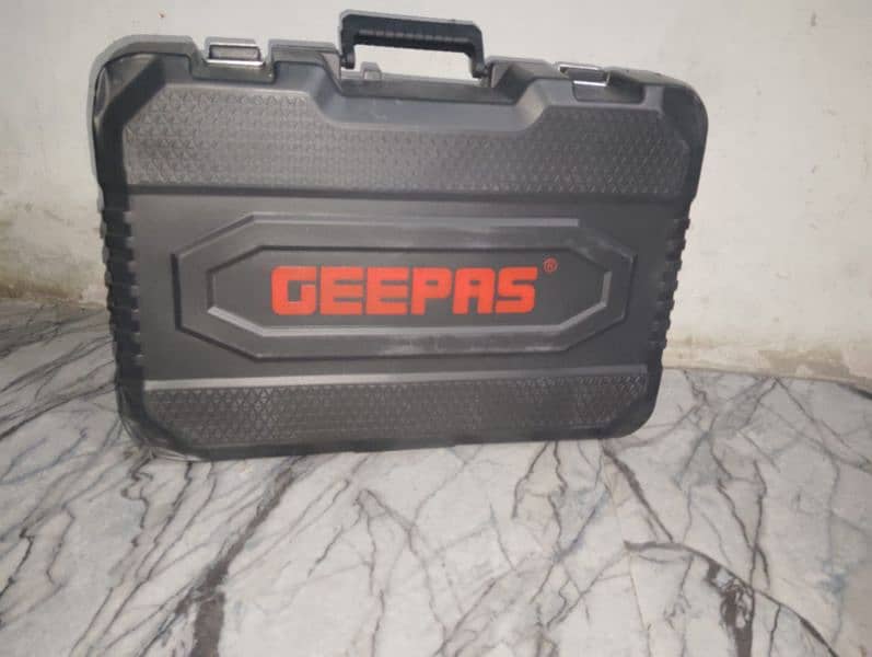 Geepas combination hammer (brand New) 1