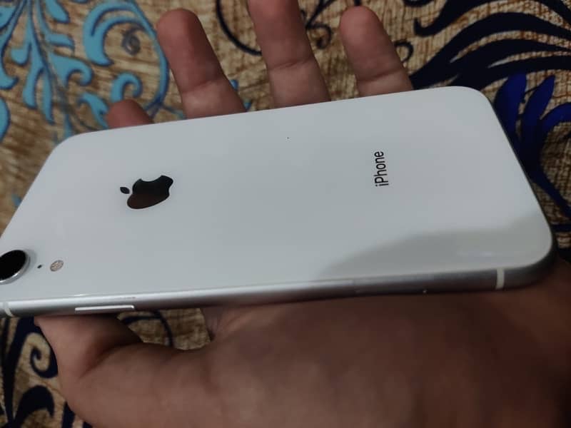 iphone Xr 128gb Sims working 0