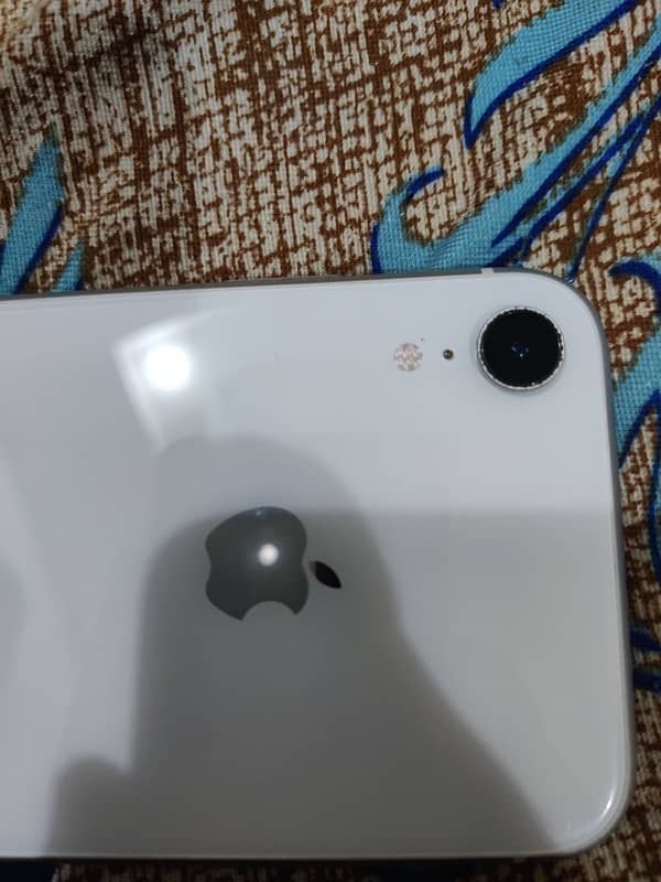 iphone Xr 128gb Sims working 5