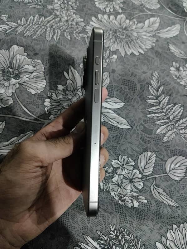 iphone 15 pro max FU 512gb 3