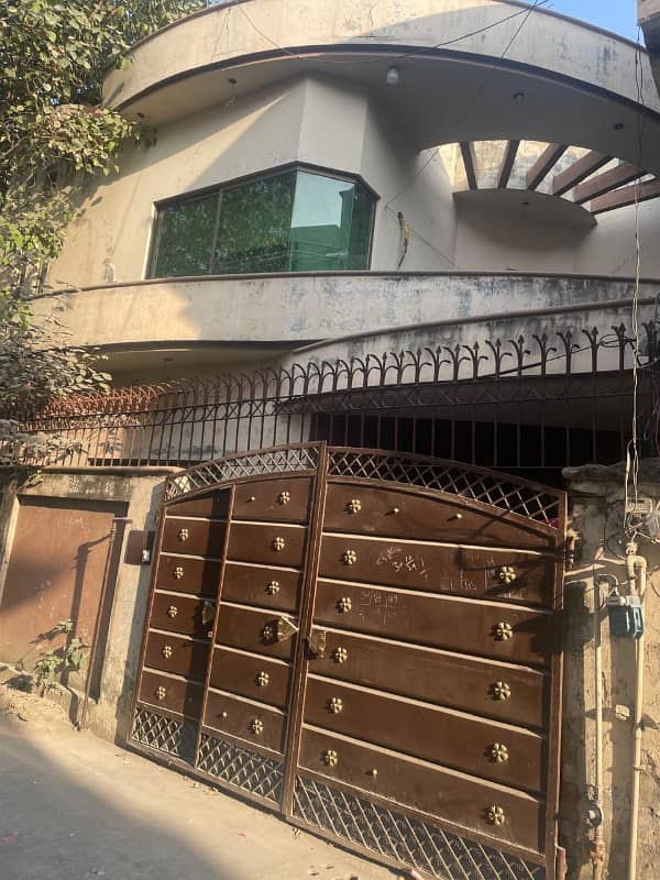 House for sale in Fateh Garh Chaman Park 10 Marla 1