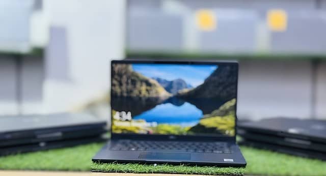 Dell Laptop | dell latitude 7310 Core i7 10th Gen 16GB Ram 256GB SSD 0