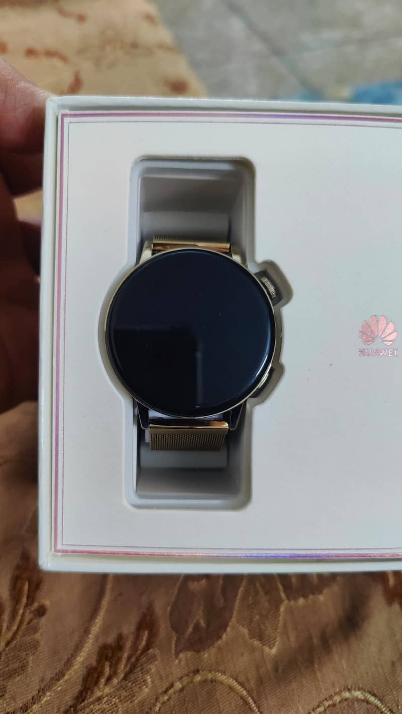 HUAWEI WATCH GT 3 42mm Gold 1