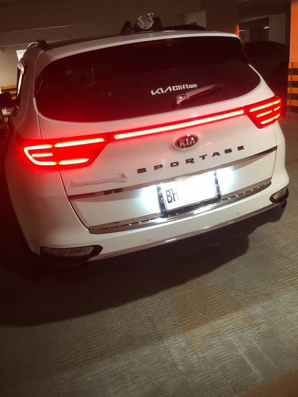 KIA Sportage 2021 1