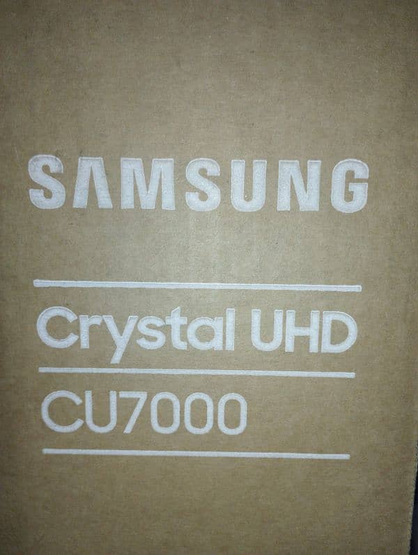 Samsung CU7000 43" 4k Resolution 0