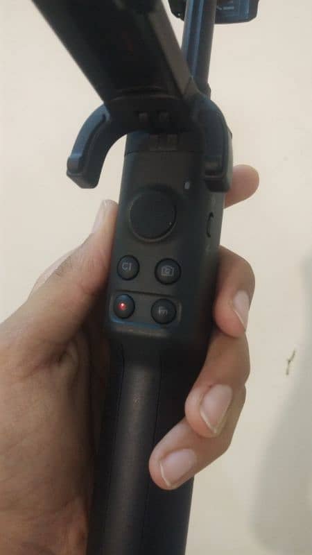 dji osmo pocket 2 for urgent sale 3