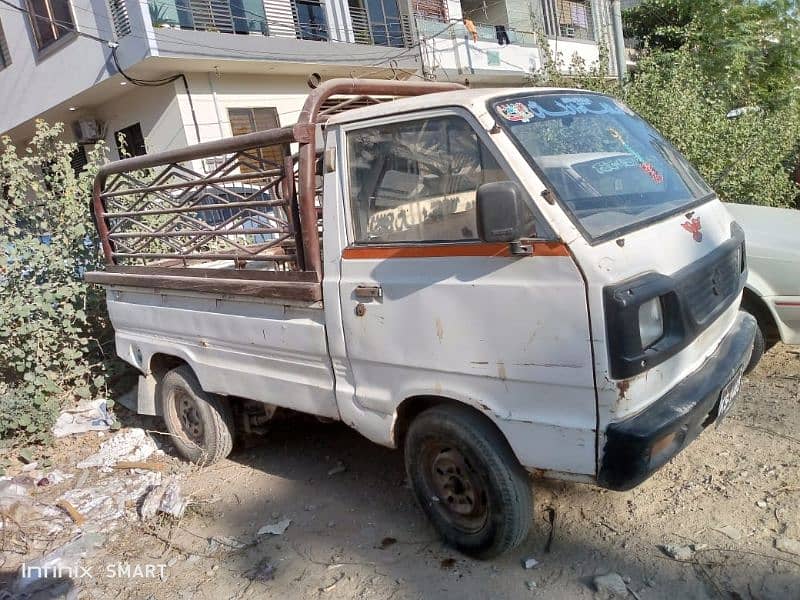 Suzuki pickup 2012 white colour for sale 3