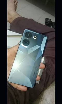 Techno Camon 20