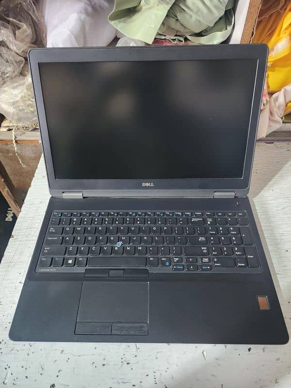 Core(TM) I5 6th Generation - 8Gb - Ram 256 HD Graphics 520 Finger lock 1