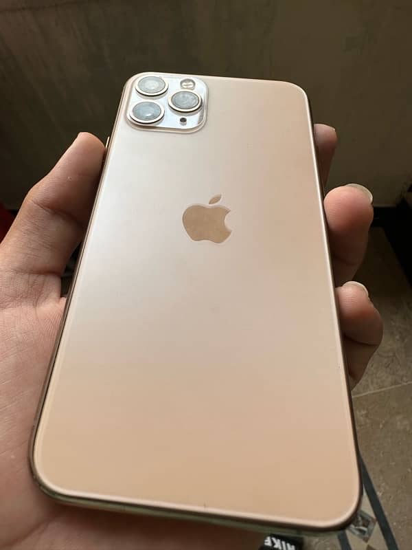 iPhone 11 Pro non pta but sim working 1