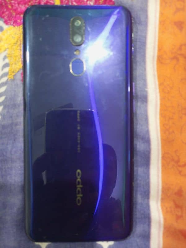 Oppo F11 Mobile 1