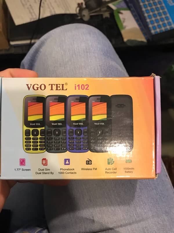 Vego Tel i102 keypad mobile button wala Mobile phone 5