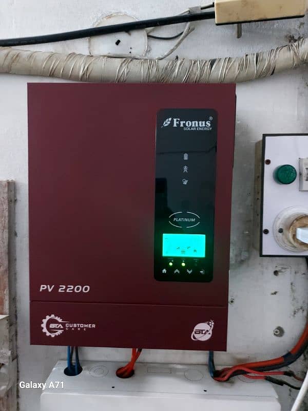 Fronus  solar inverter 1.6 kw  With battery.  185Ah 1