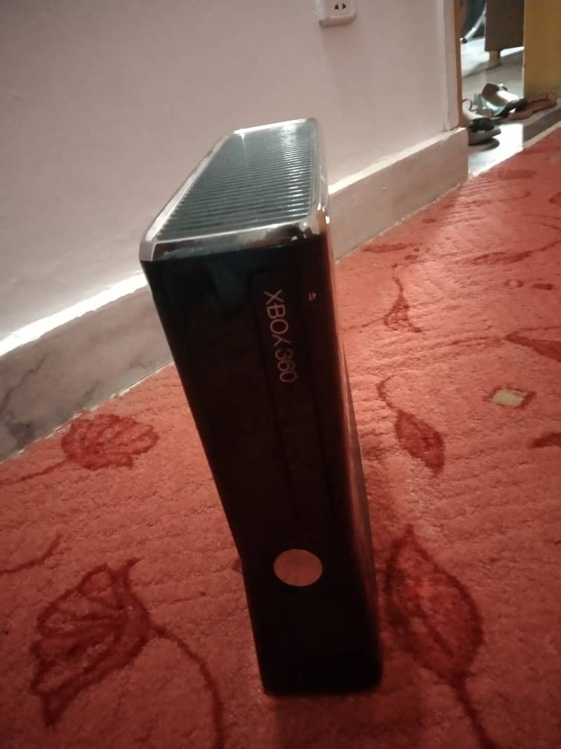 Xbox 360 Slim for sale 5