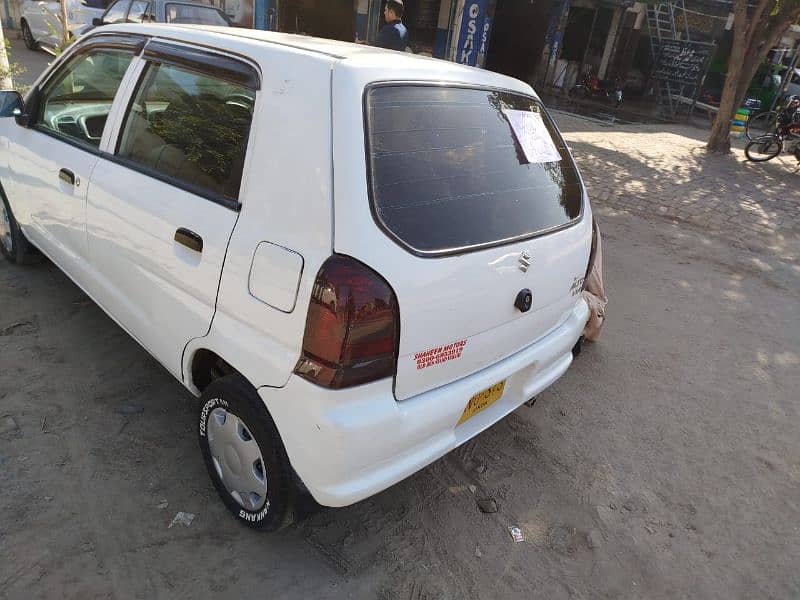 Suzuki Alto 2011 3