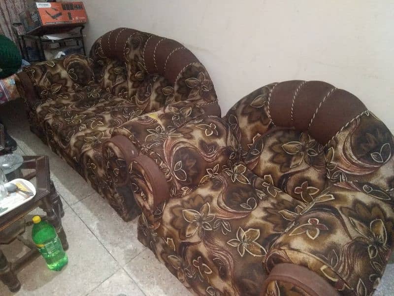 home used sofa set 1,2,3 2