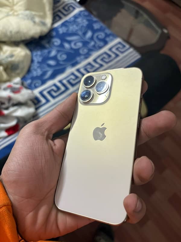 iphone 13 pro JV 1