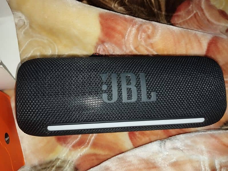 JBL portable Bluetooth speaker 4