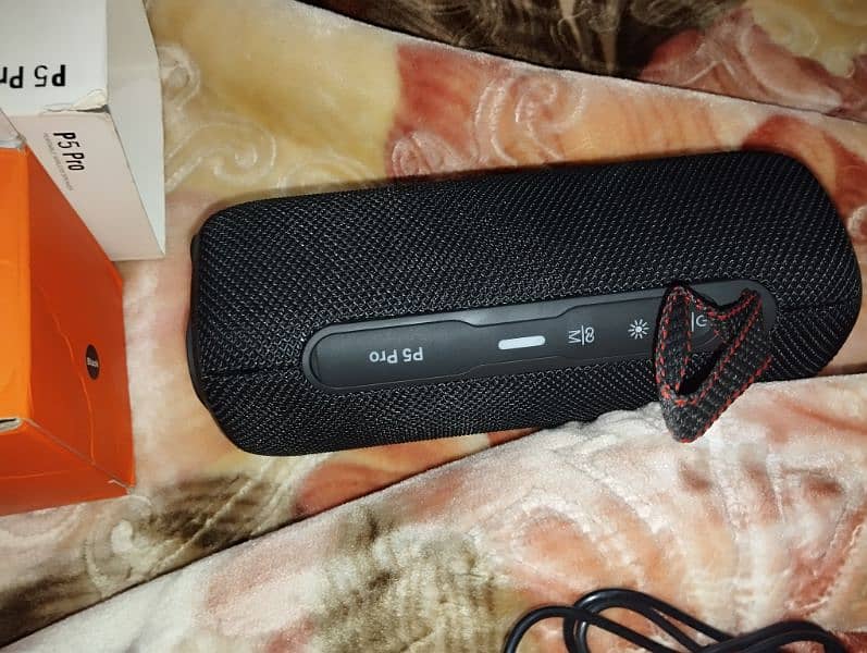 JBL portable Bluetooth speaker 5