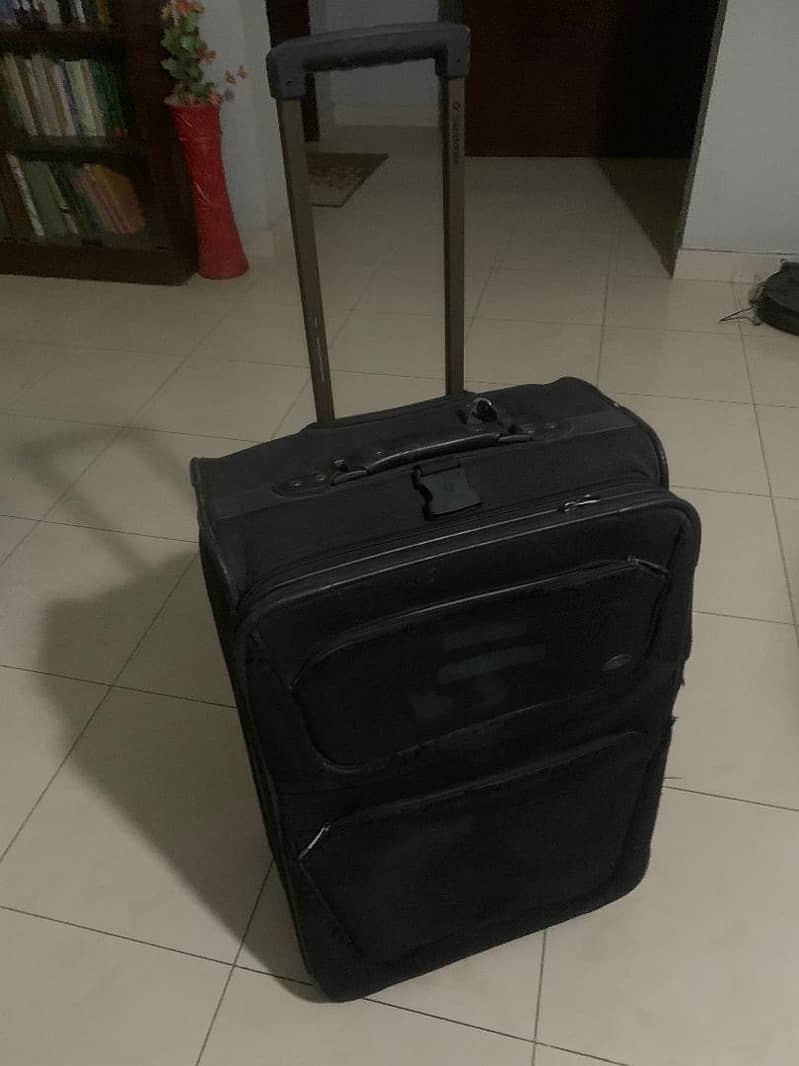 Samsonite softside expandable suitcase 0