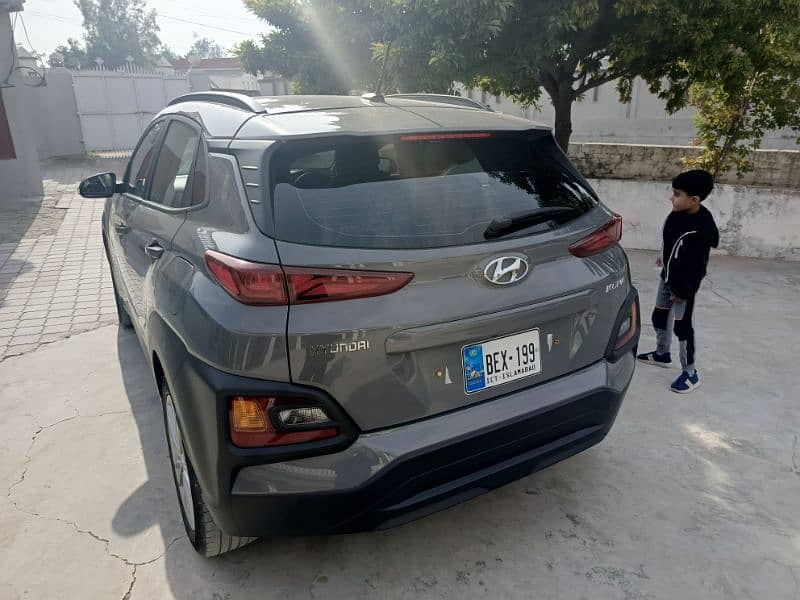 Hyundai kona SE 6