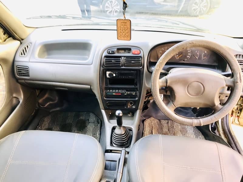 Suzuki Baleno 2004 7