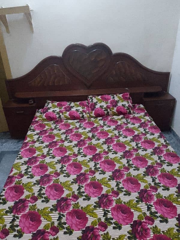 Queen Size Double Bed with attached Side Tables and 1x Dressing Table 5