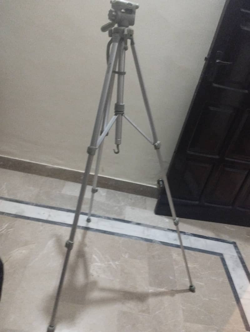 Professional Camera Tripod stand 5