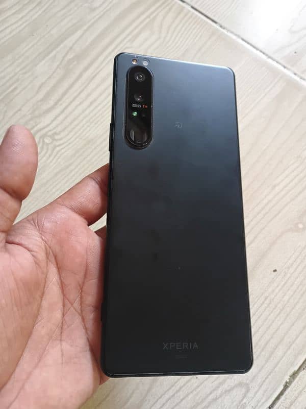 Sony Xperia 1 mark 3, PTA Official 256gb 12 Gb kit only 10 by 10 black 1