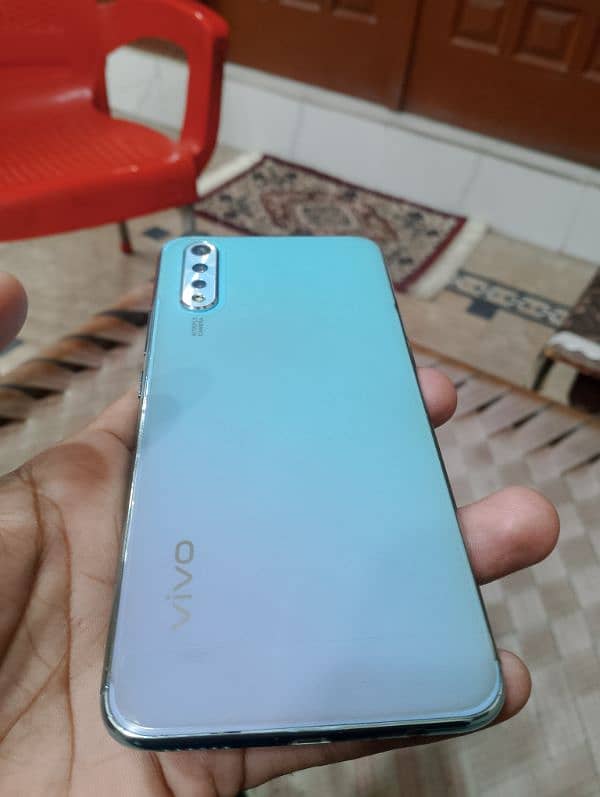 Vivo S1 0