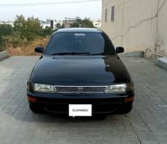 Toyota Corolla XE 2000