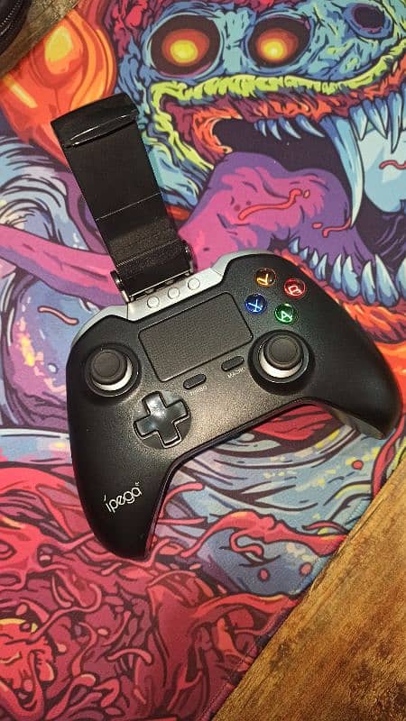 iPega Bluetooth Game (Xbox) Controller for PC & Phone with Touchpad 8