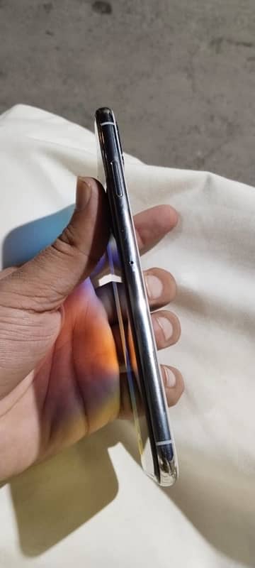 iphone XS max 512GB PTA Aprove 1