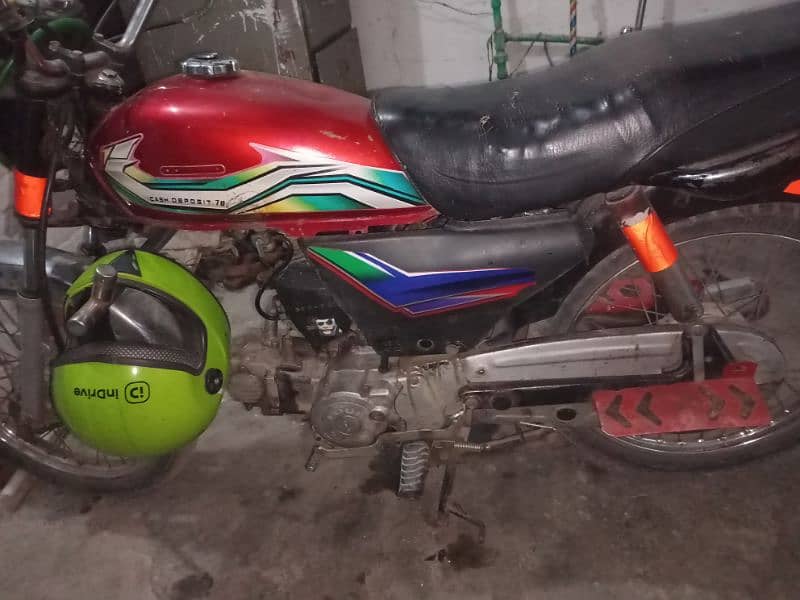 Govt employee used Yamaha janoon 100cc 0