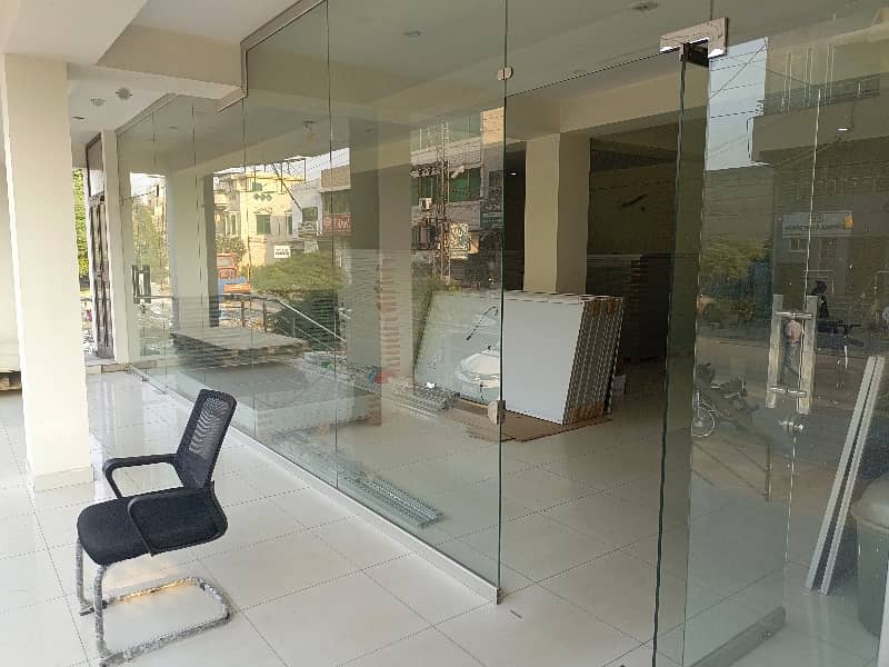 6,Marla Commercial Building Ground Floor Hall Available For Rent In Johar Town Near Emporium Mall 0