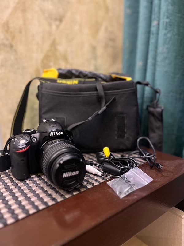 NIKON D3200 2