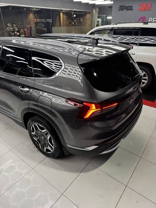 Hyundai Santa Fe 2023 2