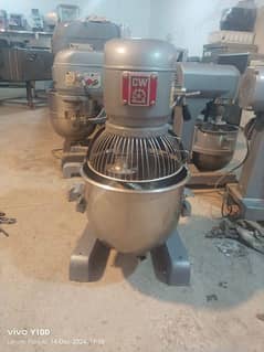 pizza dough mixer 5kg used Korean CW, fast food pizza oven here