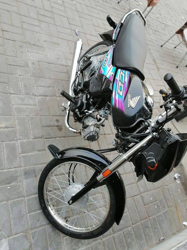 Honda CD 70 he bht achi he 2