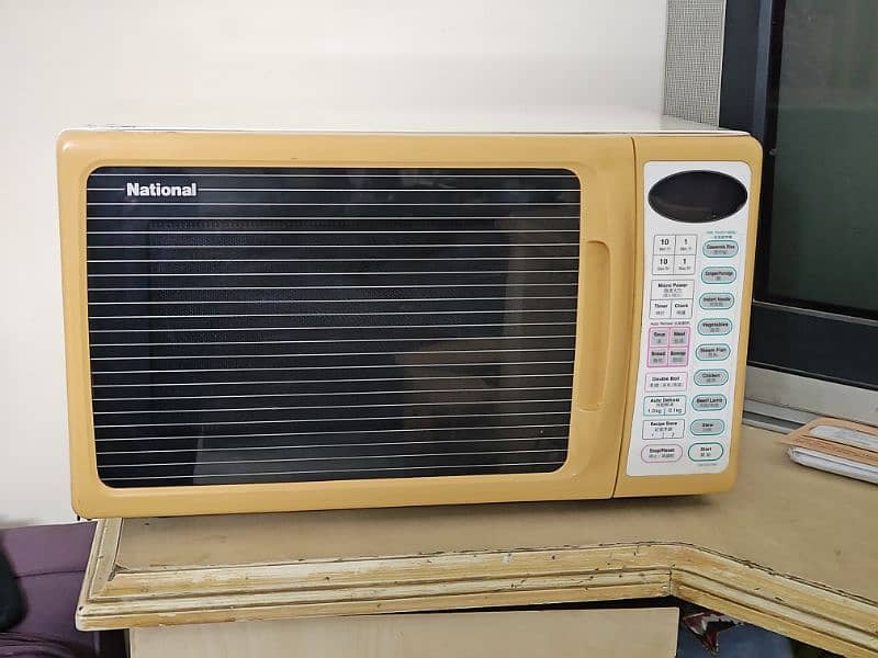 National Microwave Oven 3