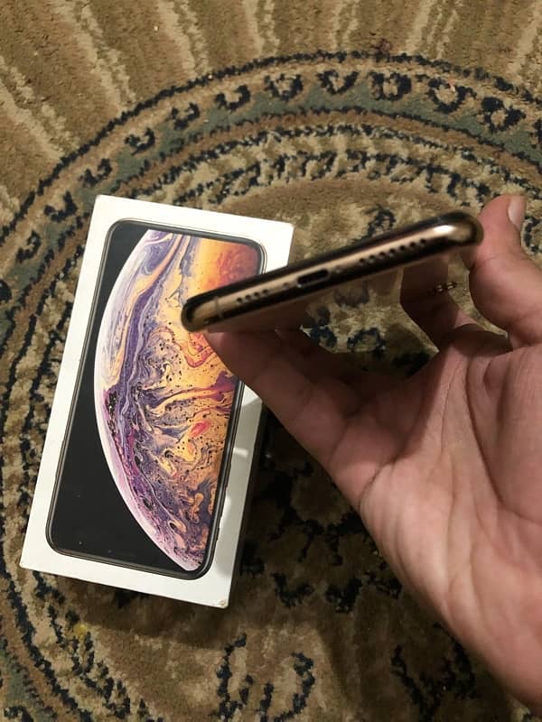 iPhone XS Max pta approved  03406795981 3