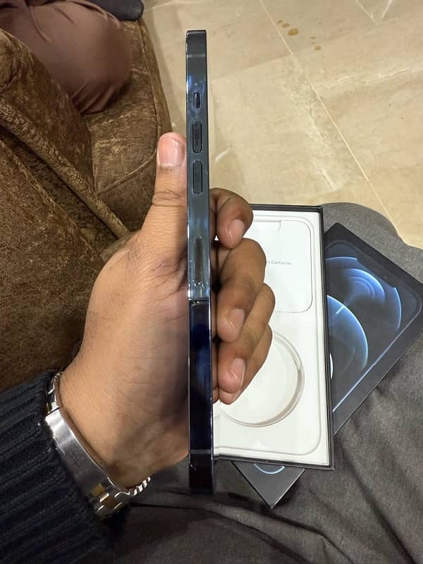 i phone 12 pro max 256GB PTA Approved 1