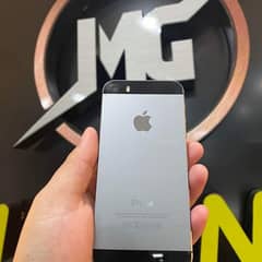 iPhone 5s 64 gb PTA approved My WhatsApp number 0322=7094780