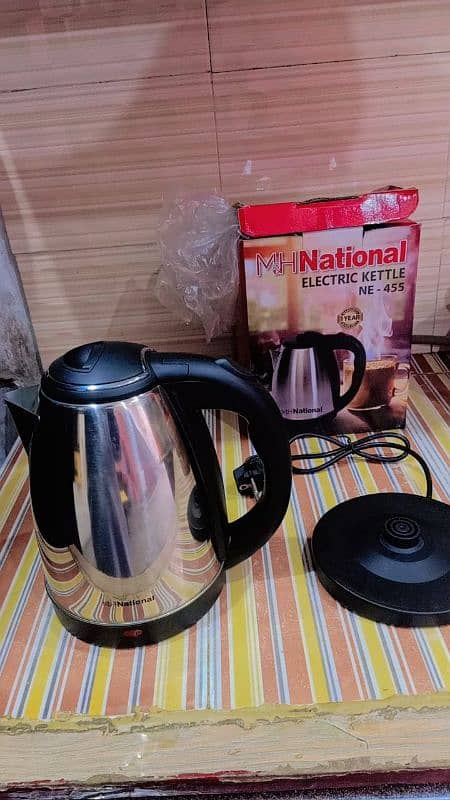 Electric Kettle 2