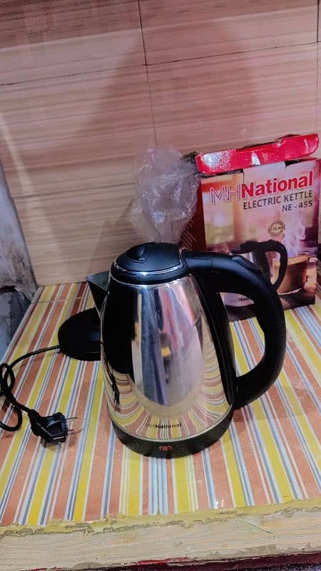 Electric Kettle 3