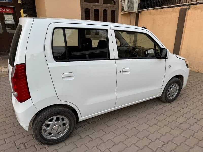 Suzuki Wagon R 2024 4