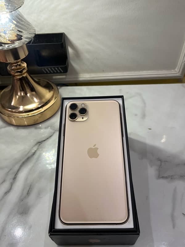 IPHONE 11 PRO MAX 2